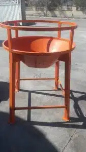 پایه مخزن قیفی