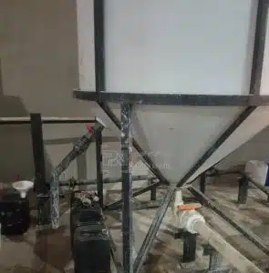 مخزن قیفی